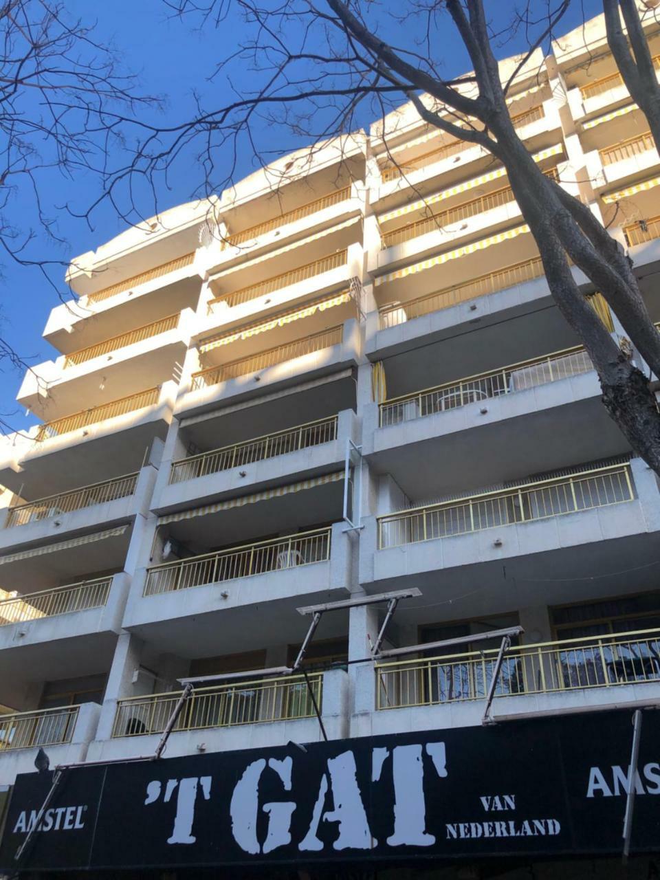 La Moderna Apartament Салоу Экстерьер фото